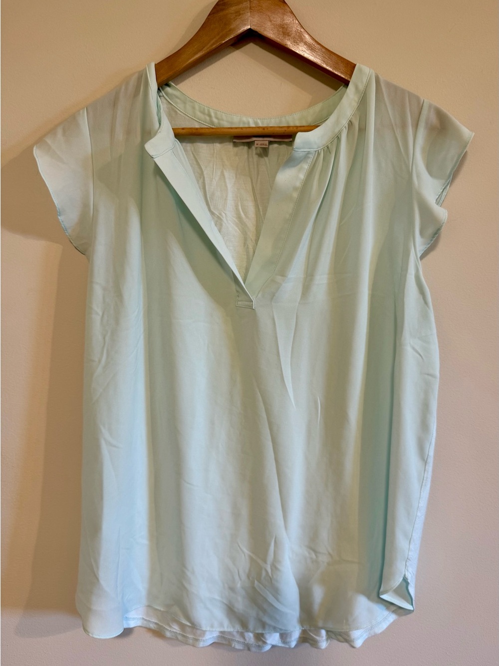 LOFT Light Aqua Flutter Sleeve V-Neck Mixed Media Blouse Size XL